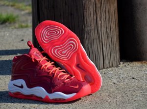 AirPippen Noble Red.jpg