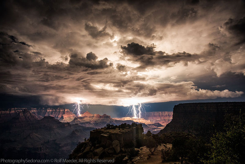 grand-canyon-lightning-storm-rolf-maeder1.jpg