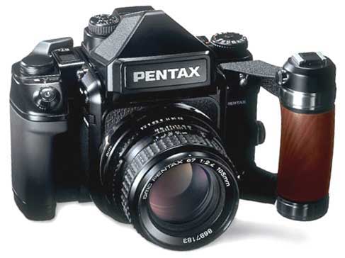 Pentax67ii-CameraHandGrip.jpg