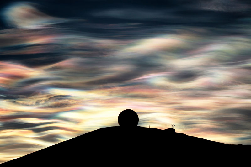polar-stratospheric-clouds-nacreous-clouds-antarctica-by-deven-stross-1.jpg