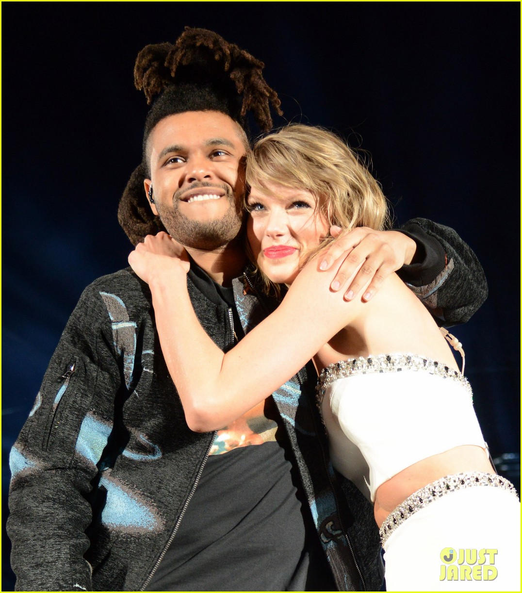 taylor-swift-sings-cant-feel-my-face-with-the-weeknd-06.jpg