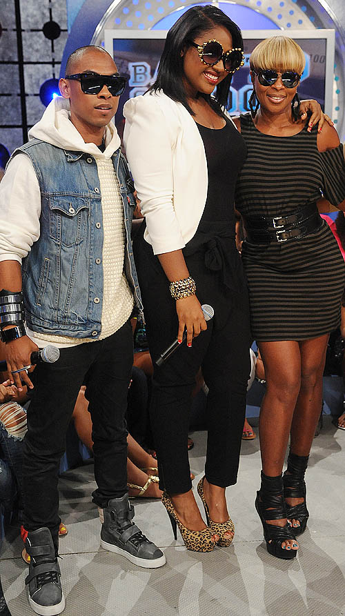 new-york-ny-august-30-l-r-recording-artists-miguel-jazmine-sullivan-and-mary-j-blige-attend-a-taping-of-106-and-park-at-bet-studios-photo-by-brad-barket_picturegroup.jpg