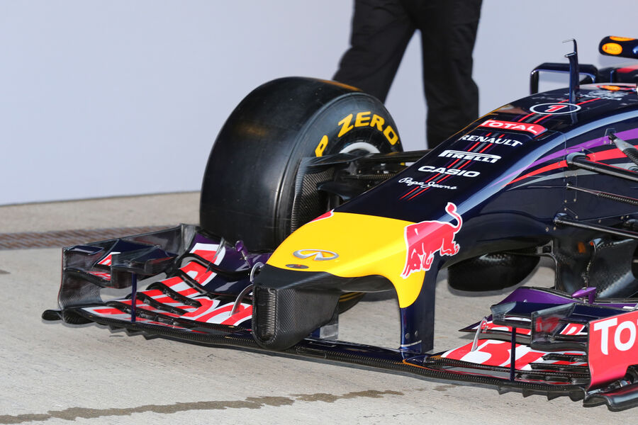 Red-Bull-RB10-Praesentation-Jerez-2014-fotoshowBigImage-10d05a8d-751030.jpg