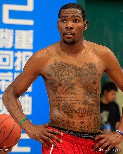 kevin_durant_has_a_lot_of_tattoos_under_his_jersey.jpg