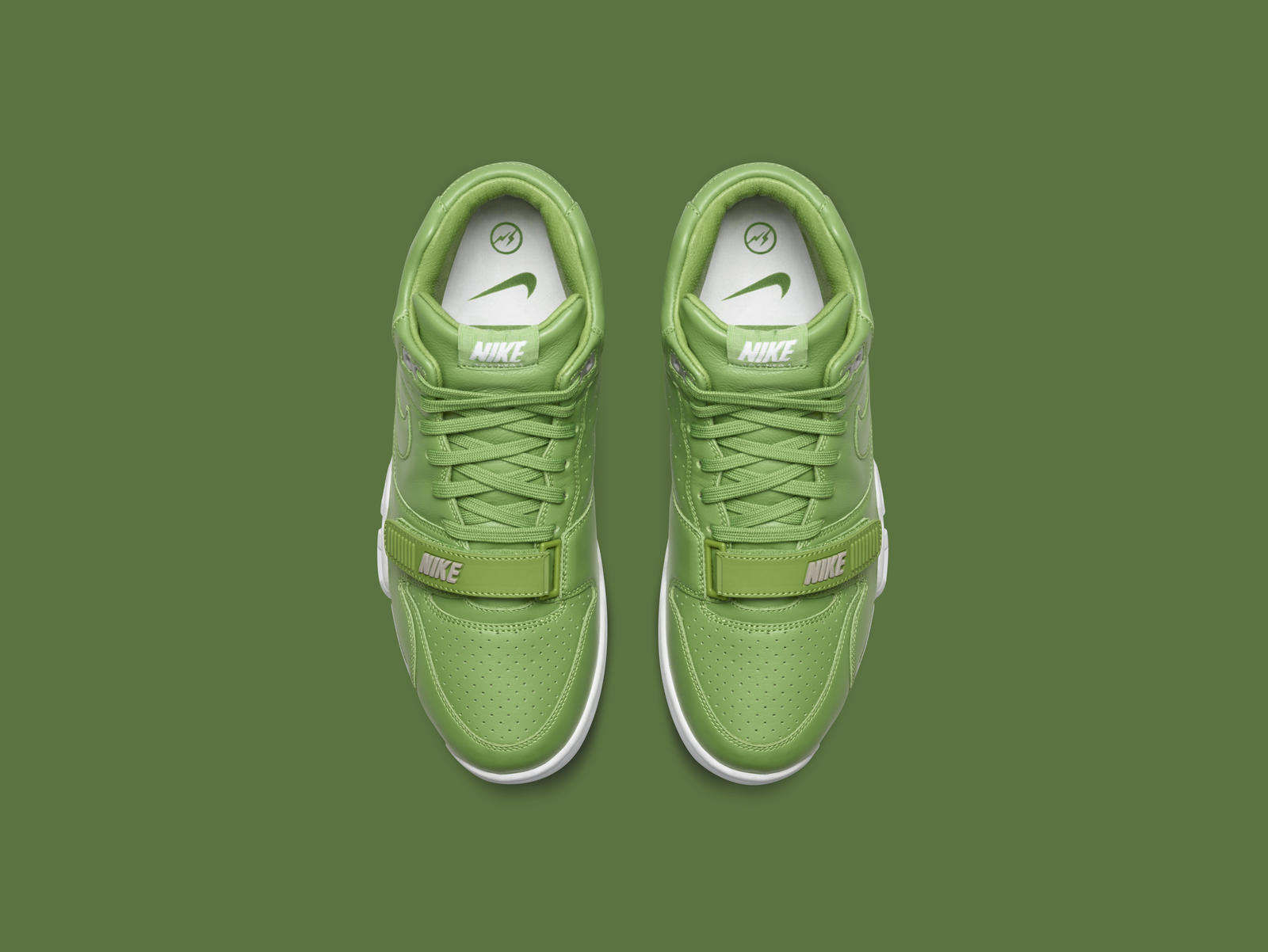 NikeCourt_Air_Trainer_1_x_fragment_6_native_1600.jpg