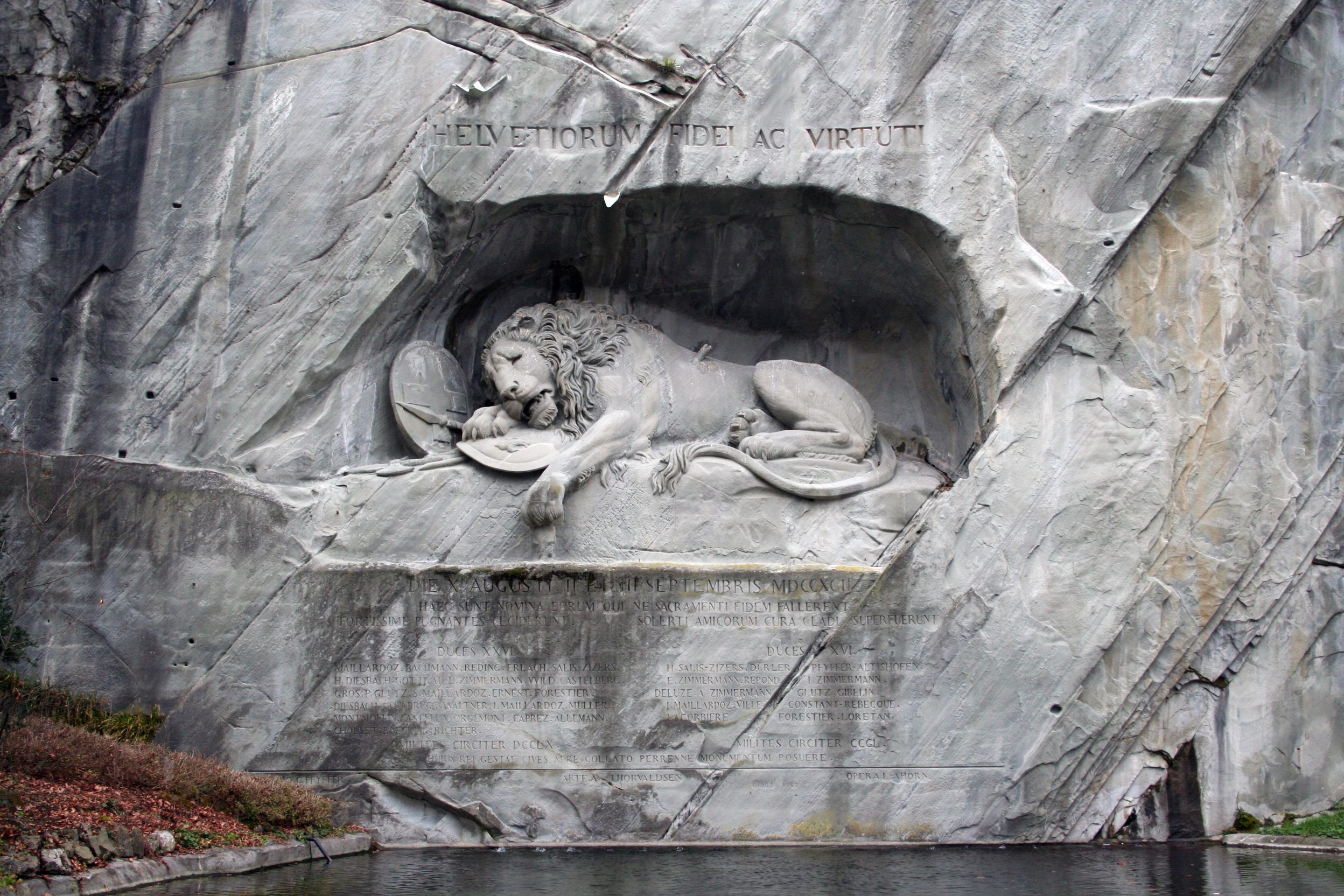 The_Lion_Monument_in_Luzern_23.12.2006.jpeg
