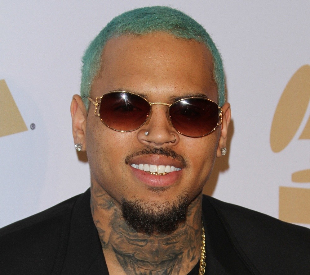 chris-brown-2015-pre-grammy-gala-01.jpg