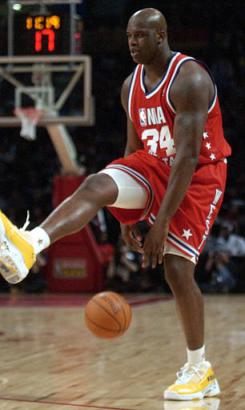 shaquille.oneal-yellow-sneakers.jpg