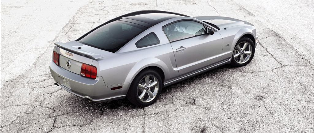 2009-Ford-Glass-Roof-Mustang-1.jpg
