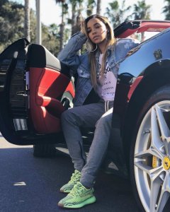 tinashe-adidas-yeezy-boost-350-v2-semi-frozen-yellow.jpg