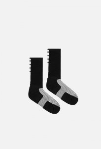socks02.jpg