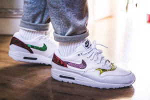 Nike-Wmns-Air-Max-1-PRM-Animal-Snake-White-Multicolor.jpg