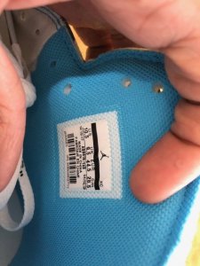 off white unc size tag