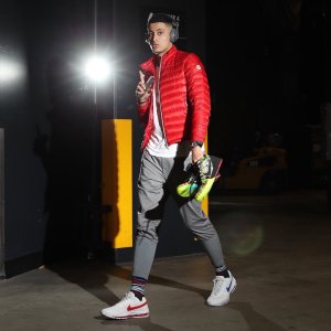 kyle-kuzma-Skepta-x-Nike-Air-Max-97BW-.jpg