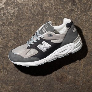 990v2.jpg