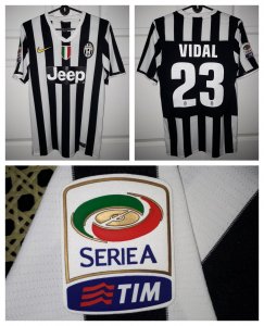 Juventus home 13-14.jpg