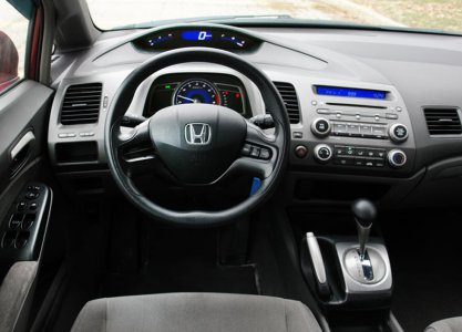 Honda-Civic-2008-interior.jpg