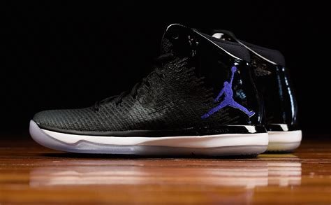 Jordan XII Black Taxi - December 3, 2022 | NikeTalk