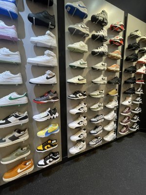 Niketalk hot sale sneaker showcase