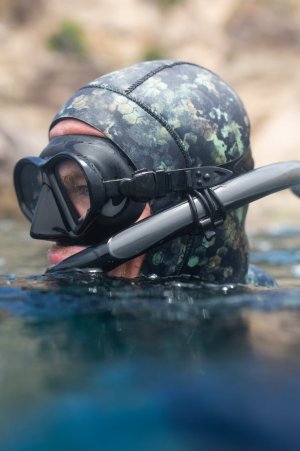 3d_Reef_Camo_Wetsuit_Hood_1080x.jpg