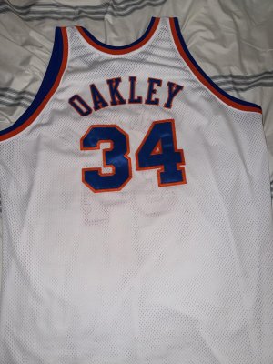 Oakley 2.jpg