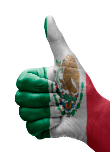 thumbs-up-mexico-picture-id136970106