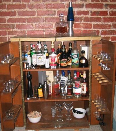 2007-12-05_liquor_cabinet.jpg