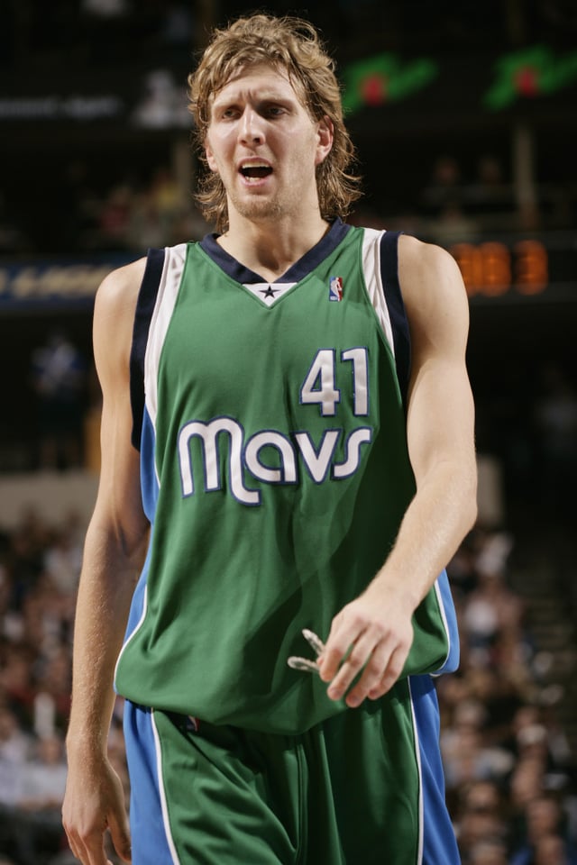 these-are-my-favorite-mavs-jerseys-v0-imxnsredray81.jpg