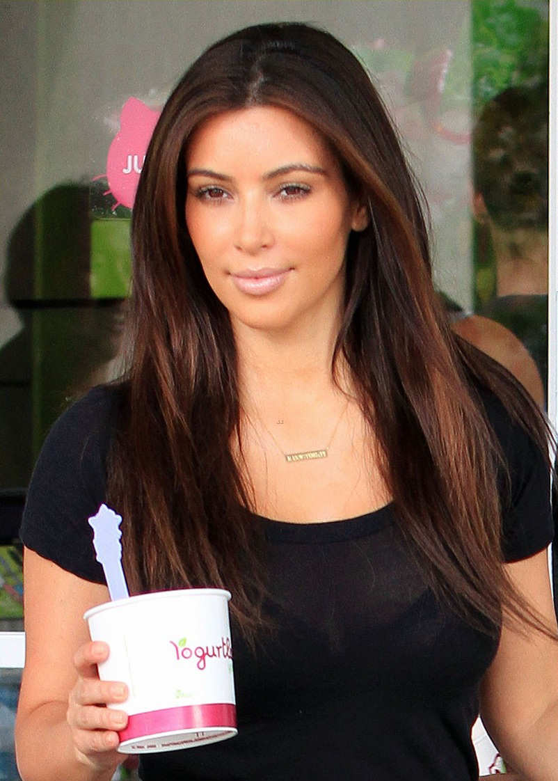 Kim+Kardashian+and+Kanye+West+at+Yogurtland+(1).jpg