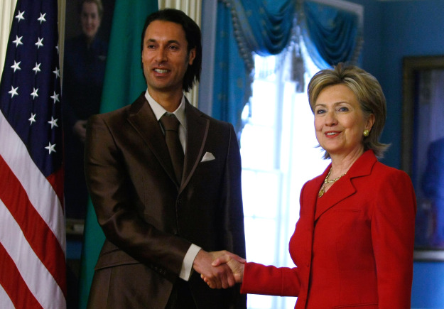 gaddafi_and_clinton.jpg