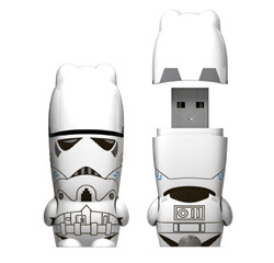 Star+wars+usb+flash+drive+Stormtrooper.jpg