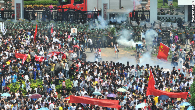 120917050519-china-japan-protest-5-horizontal-gallery.jpg