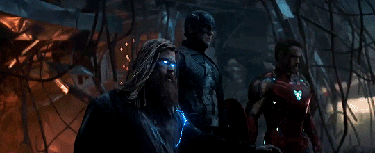 Thor-Odinson-in-Avengers-Endgame-2019-the-avengers-42773485-540-220.gif