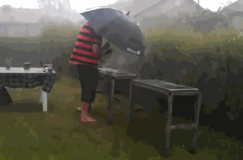 British-BBQ-rain-wind-umbrella-13469722984.gif