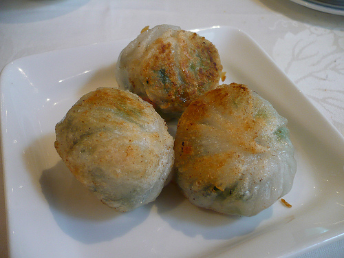 chive-and-shrimp-dumpling.jpg