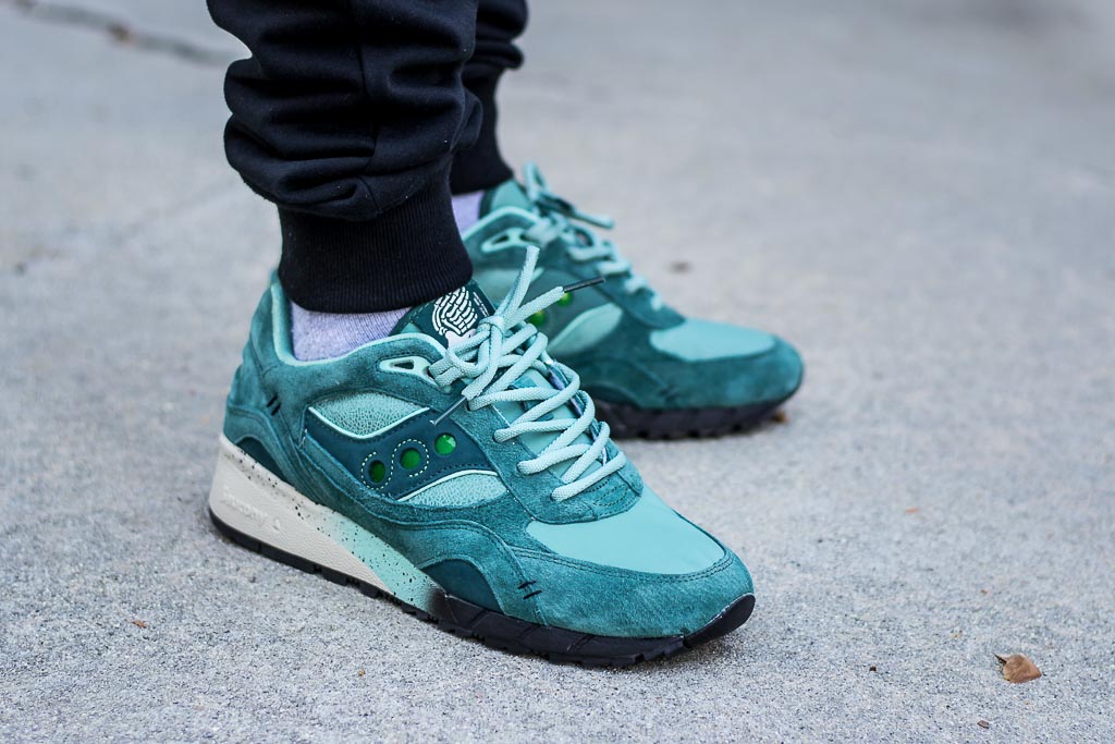 Feature-X-Saucony-Shadow-6000-Living-Fossil-On-Feet.jpg