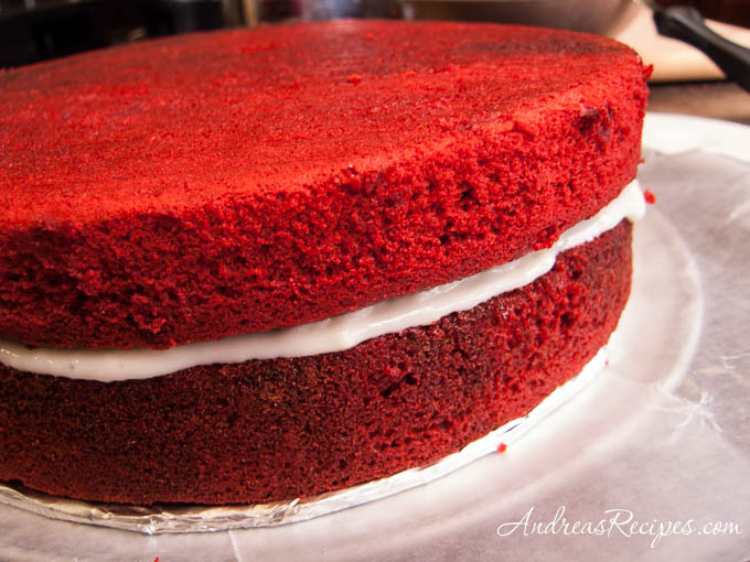 Red_velvet_cake_layers.jpg