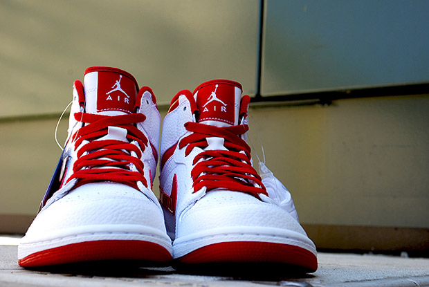air-jordan-1-do-the-right-thing-sneakers-7.jpg