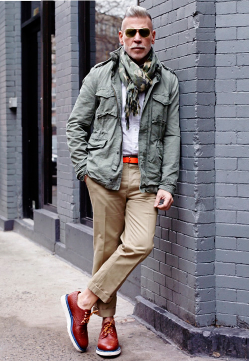 nick-wooster-il-corso-camo-scarf-wall-lean-streetstyle.jpg