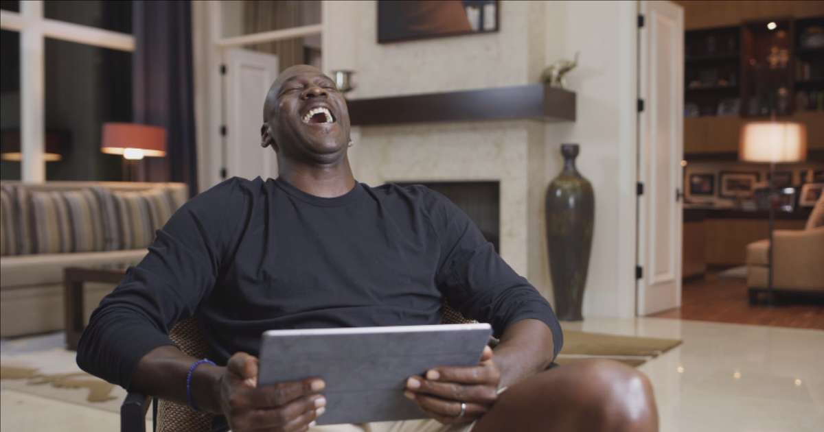 Michael Jordan Laughing Meme: Why Was MJ Laughing at Gary Payton ...