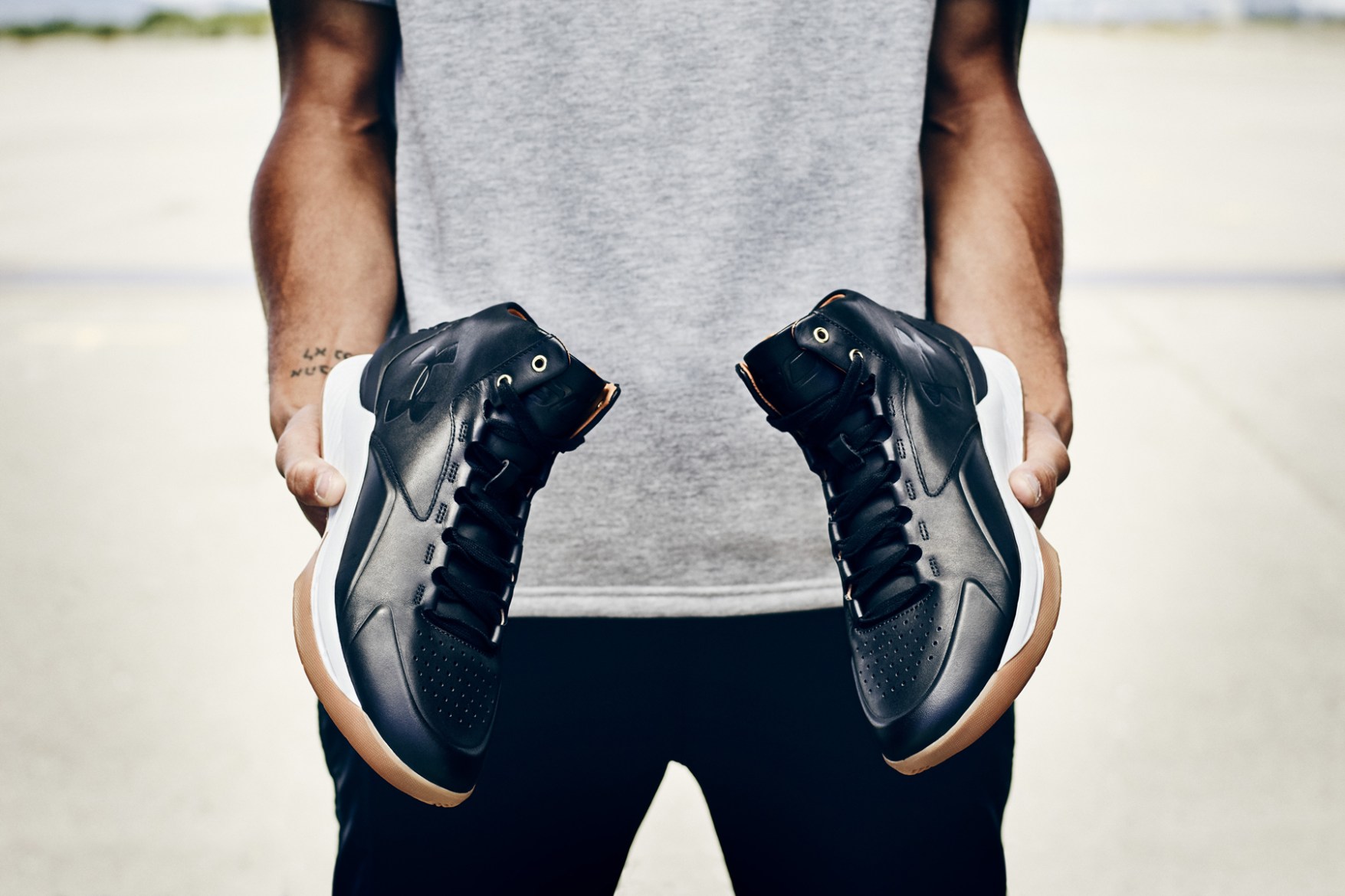 stephen-curry-lux-sneaker-under-armour-2.jpg