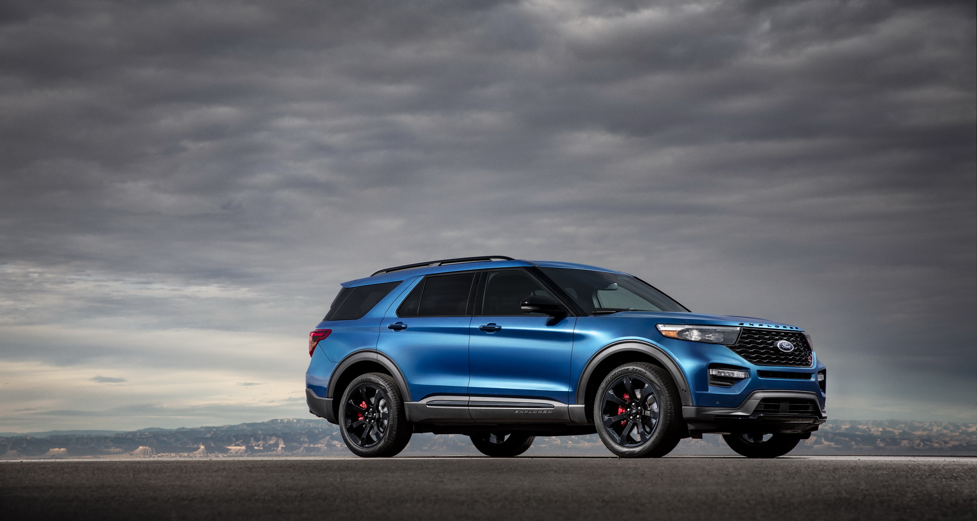 2e0820fc-2020-ford-explorer-st-unveiled-8.jpg