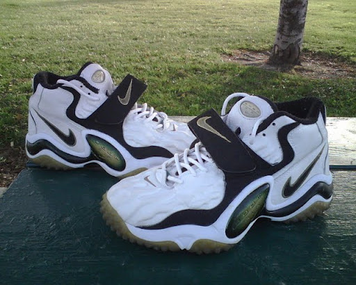 1997%20Nike%20Air%20Zoom%20Turf%20Jet.jpg