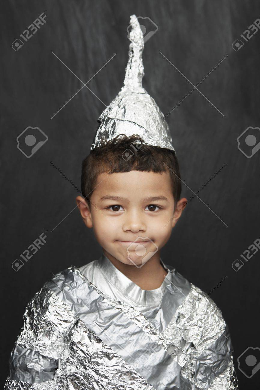 19076246-portrait-of-young-boy-5-6-in-aluminum-foil-knight-costume-studio-shot.jpg