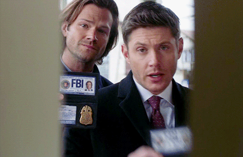 fbi-agents-sam-and-dean-at-the-door-by-itsokaysammy.gif