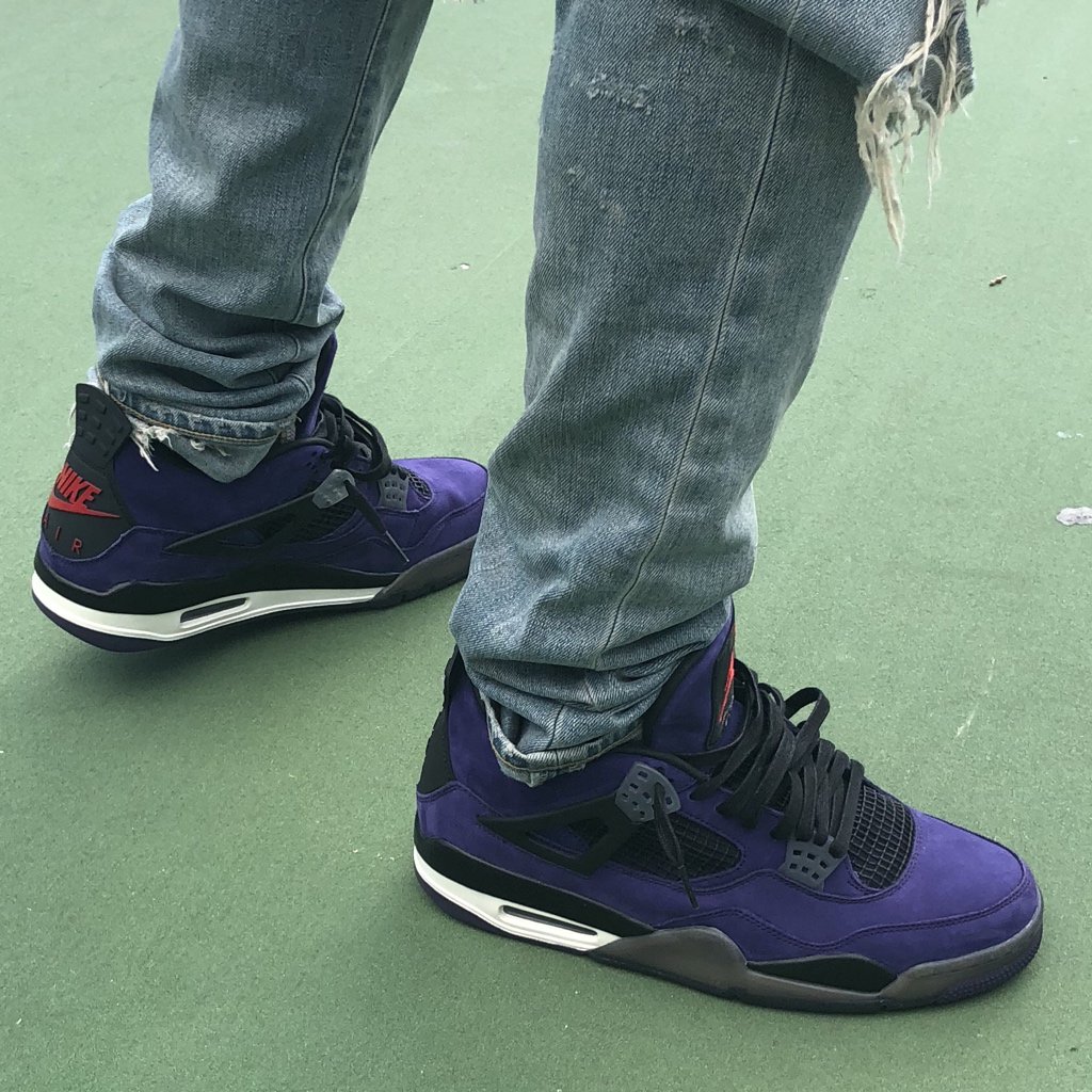 Travis-Scott-Air-Jordan-4-Purple-Red-Nike-Air.jpg