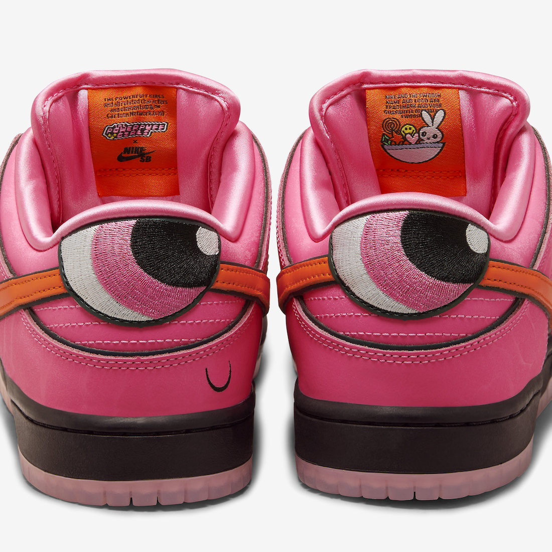 The-Powerpuff-Girls-Nike-SB-Dunk-Low-Blossom-9.jpg