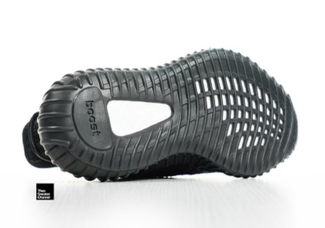 adidas-YEEZY-BOOST-350-V2-MX-Rock-2021-4.jpg