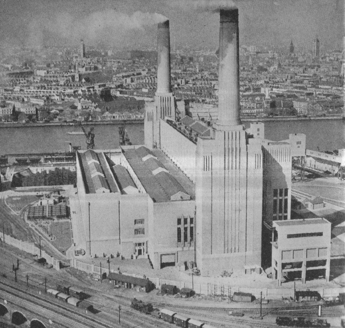 Battersea_Power_Station,_1934_with_only_two_chimneys_(Our_Generation,_1938).jpg